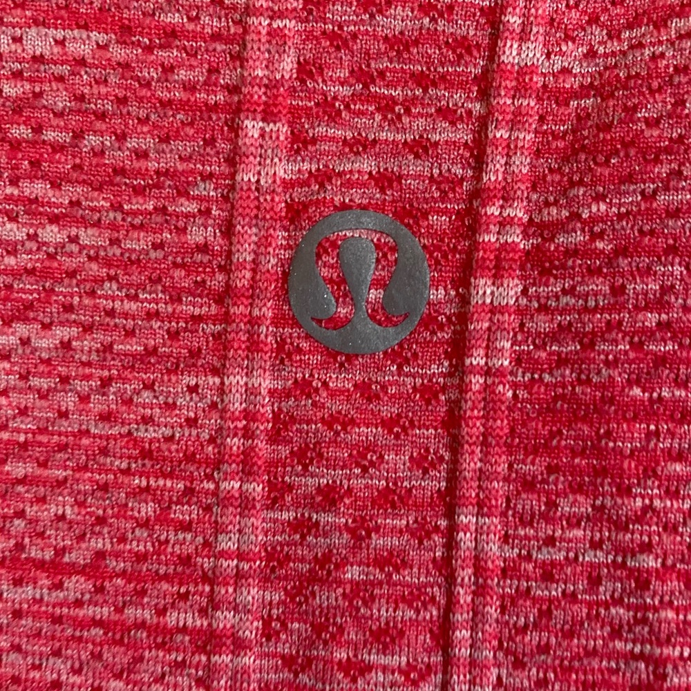 Lululemon Swiftly Tech Top Size 6 - image 3